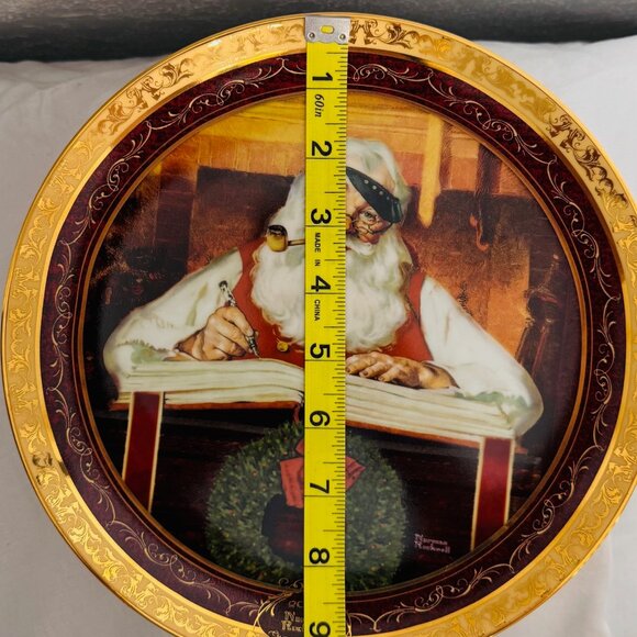 2004 Bradford Exchange Norman Rockwell "Good Boys and Girls" Christmas Plate - Picture 8 of 8